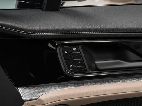 Certified 2026 Porsche Panamera 4 AWD/4WD image 22