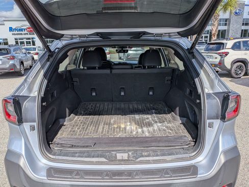 Certified 2024 Subaru Outback Limited AWD/4WD image 13