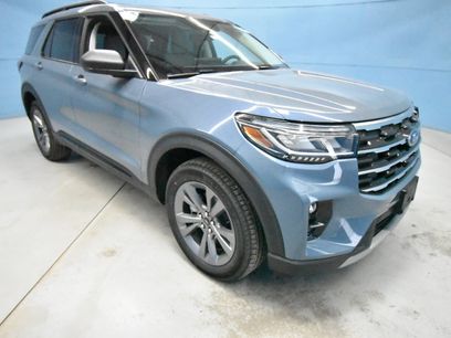 New 2026 Ford Explorer Active w/ Active Comfort Package