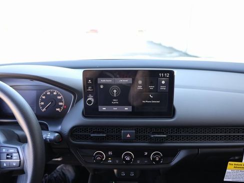 New 2026 Honda HR-V LX image 17