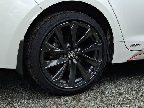 Used 2023 Toyota Corolla SE AWD/4WD image 6