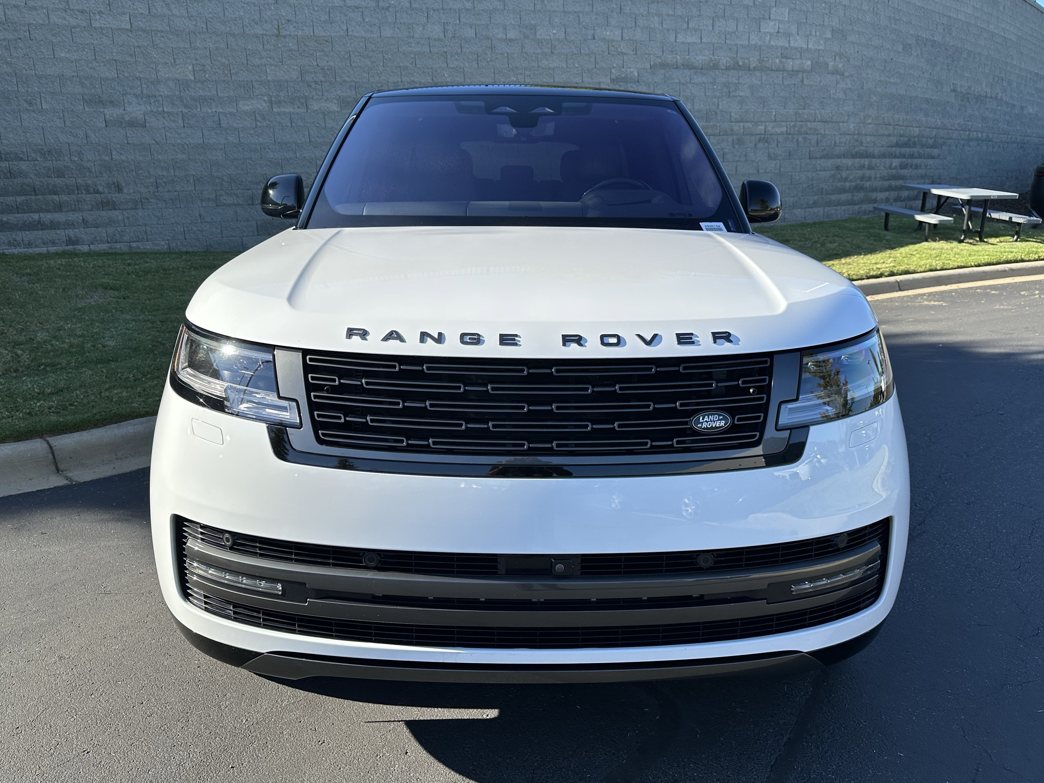 Certified 2023 Land Rover Range Rover SE AWD/4WD image 10