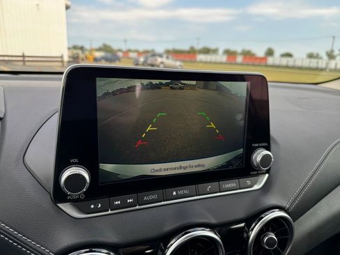 Used 2023 Nissan Sentra SV image 22