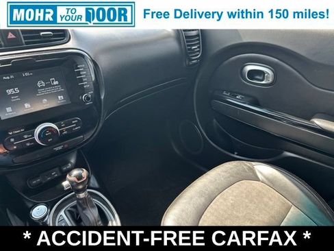 Used 2019 Kia Soul ! FWD image 45