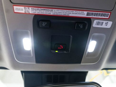 Used 2025 Toyota Camry LE FWD image 27