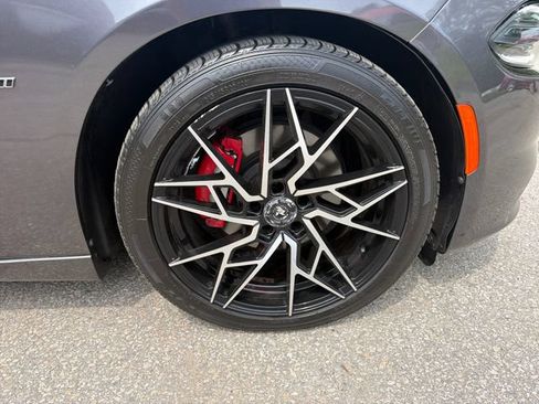 Used 2016 Dodge Charger R/T RWD image 27