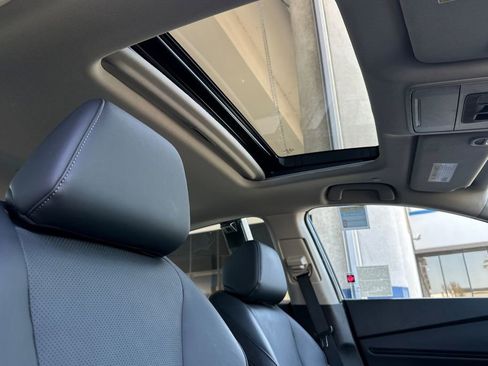 Used 2024 Honda Accord Touring image 18