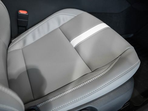 New 2026 Toyota Camry SE FWD image 30