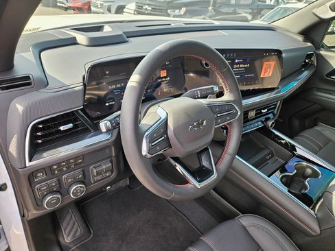 Used 2026 Chevrolet Suburban RST w/ Comfort Package AWD/4WD image 14