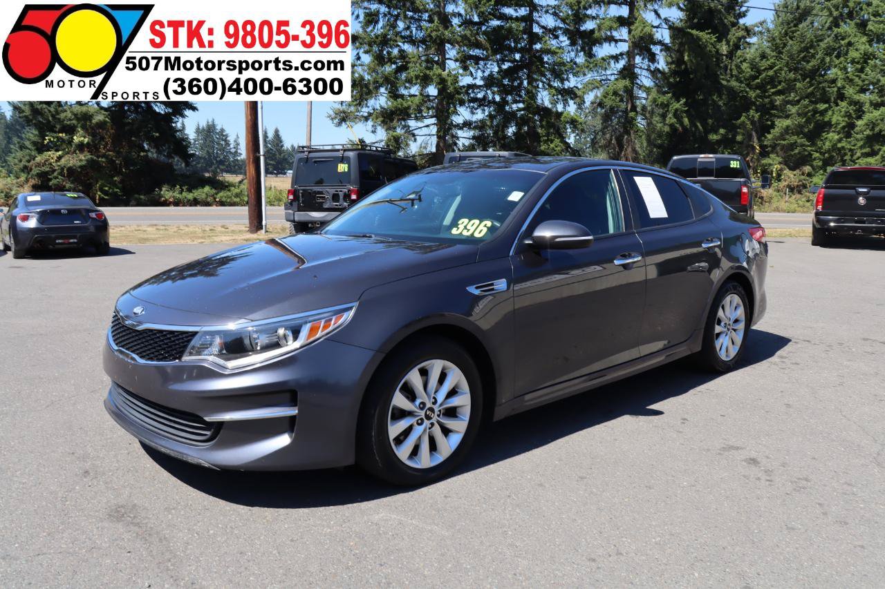 Used 2017 Kia Optima LX w/ Option Group 014 FWD image 2