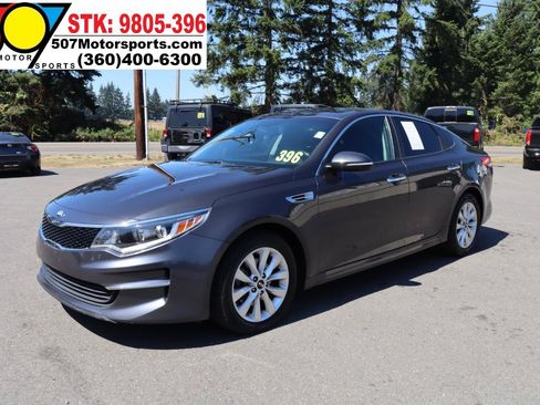Used 2017 Kia Optima LX w/ Option Group 014 FWD image 2
