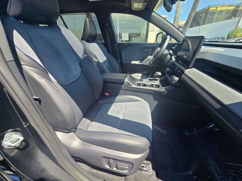 Used 2026 Toyota RAV4 XSE AWD/4WD image 10