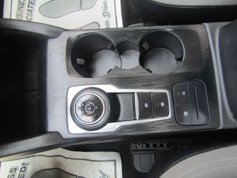 Used 2022 Ford Escape S FWD image 21