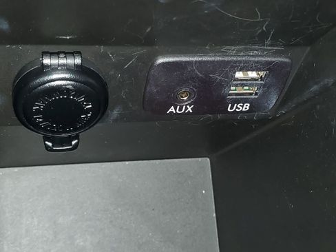 Used 2018 Subaru Crosstrek 2.0i Limited AWD/4WD image 9