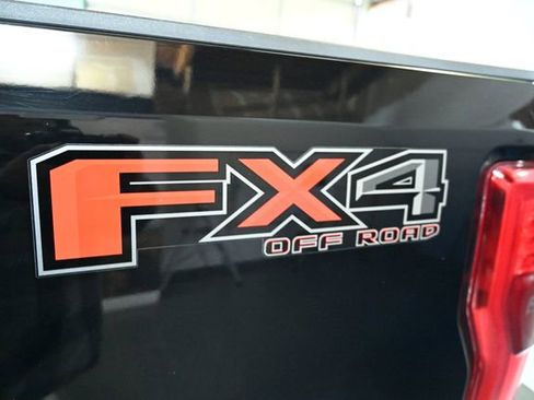 Used 2018 Ford F250 Platinum w/ Platinum Ultimate Package image 19