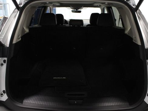 Certified 2023 Nissan Rogue SV w/ SV Premium B Package AWD/4WD image 13