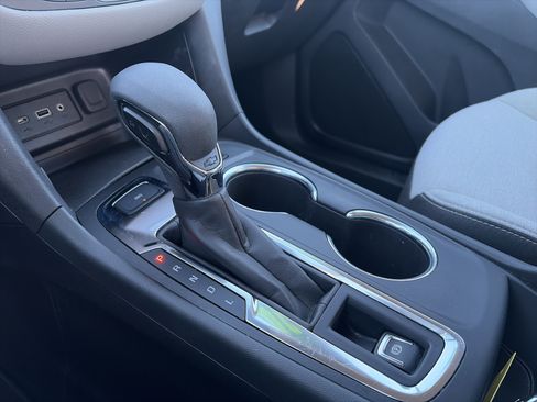 Used 2024 Chevrolet Equinox LT image 23