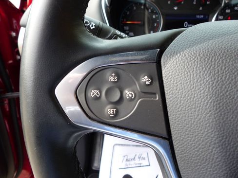 Used 2023 Chevrolet Traverse LT FWD image 25