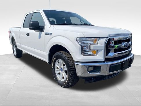 Used 2017 Ford F150 XLT image 6