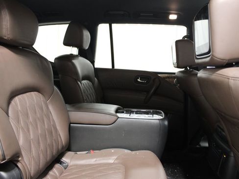 Used 2022 Nissan Armada Platinum w/ Captain's Chairs Package image 23