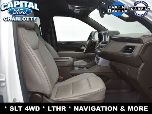 Used 2023 GMC Yukon SLT w/ SLT Luxury Package image 13