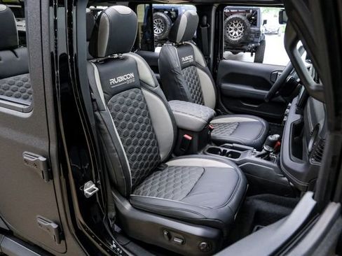 Used 2025 Jeep Wrangler Unlimited Rubicon 392 image 92