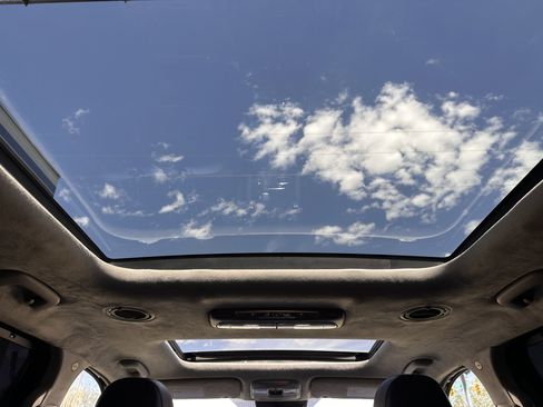 Used 2023 Kia Telluride SX Prestige image 35