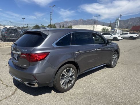 Used 2017 Acura MDX SH-AWD w/ Technology Package image 4