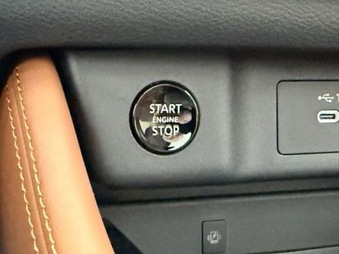 New 2026 Nissan Rogue Platinum w/ Platinum Premium Package image 33