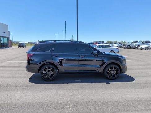 Used 2024 Kia Sorento X-Line EX AWD/4WD image 8