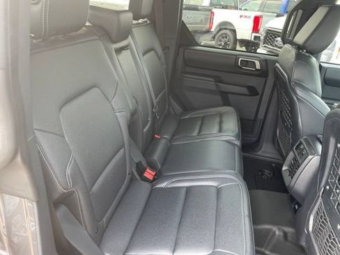 Used 2025 Ford Bronco Badlands AWD/4WD image 59