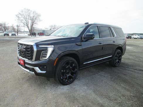 New 2026 GMC Yukon Denali image 8