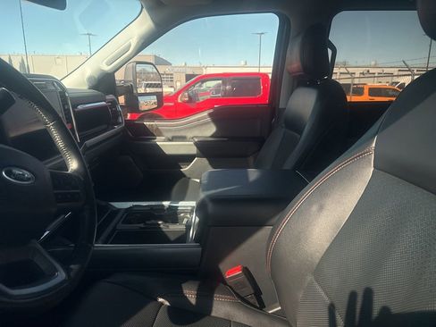 Used 2023 Ford F250 Lariat w/ Lariat Ultimate Package image 7