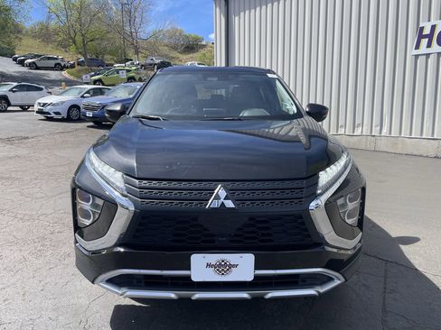Used 2025 Mitsubishi Eclipse Cross SE image 2