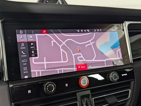 New 2026 Porsche Macan image 34