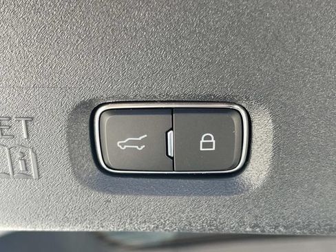 New 2026 Lincoln Navigator Reserve AWD/4WD image 13