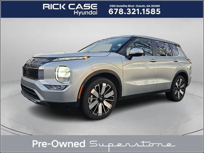 Used 2025 Mitsubishi Outlander SE