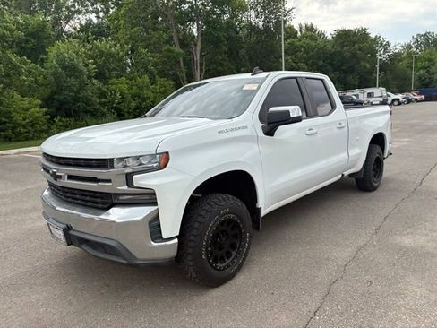 Used 2019 Chevrolet Silverado 1500 LT w/ All-Star Edition RWD image 3