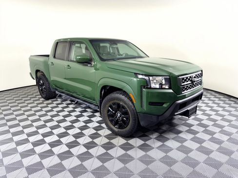 Used 2022 Nissan Frontier SV AWD/4WD image 7