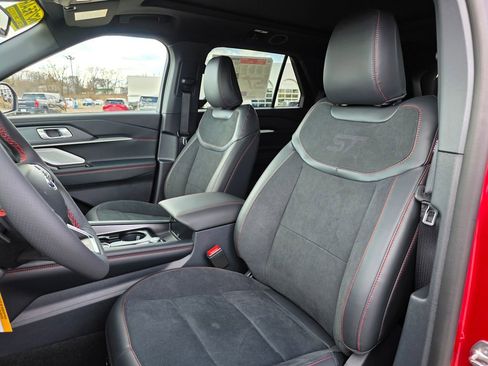 New 2026 Ford Explorer ST AWD/4WD image 17
