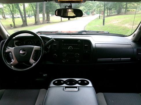 Used 2009 GMC Sierra 1500 SLE w/ Power Pack Plus AWD/4WD image 34