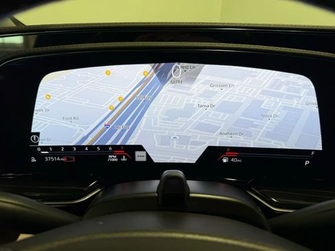 Used 2023 Cadillac Escalade V image 18