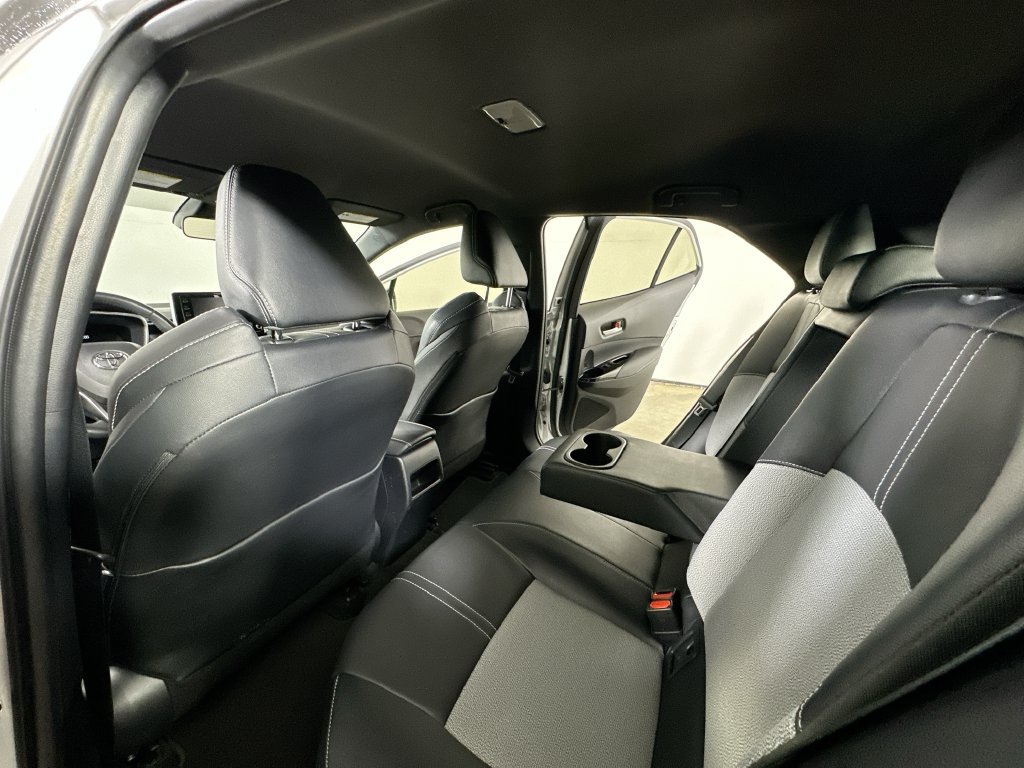 Used 2021 Toyota Corolla XSE FWD image 15