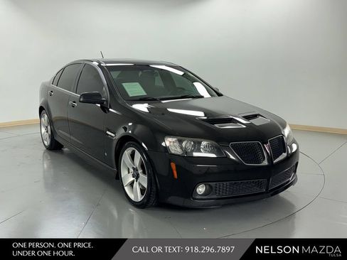 Used 2009 Pontiac G8 GT w/ Premium Package RWD image 4