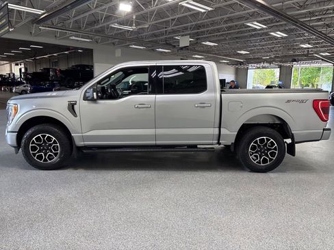 Used 2022 Ford F150 XLT w/ Equipment Group 302A High AWD/4WD image 4