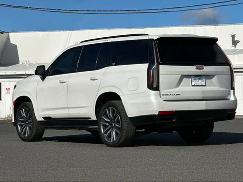 Used 2023 Cadillac Escalade Sport image 6