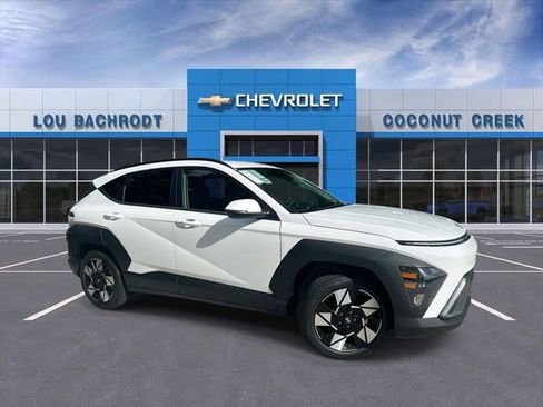Used 2025 Hyundai Kona SEL FWD image 1