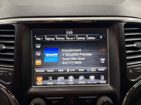 Used 2017 Jeep Grand Cherokee Altitude RWD image 20