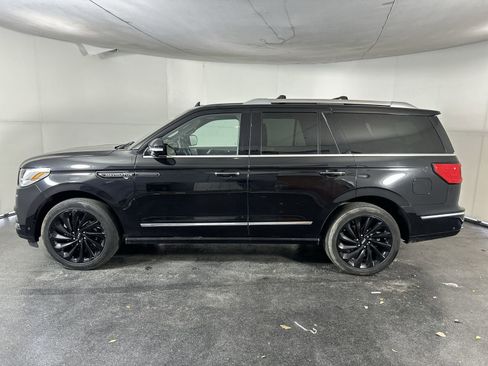 Used 2020 Lincoln Navigator Reserve w/ Equipment Group 208A Reserve image 8
