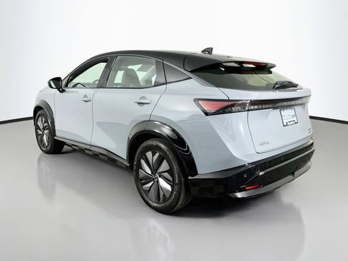 Used 2024 Nissan Ariya AWD image 5